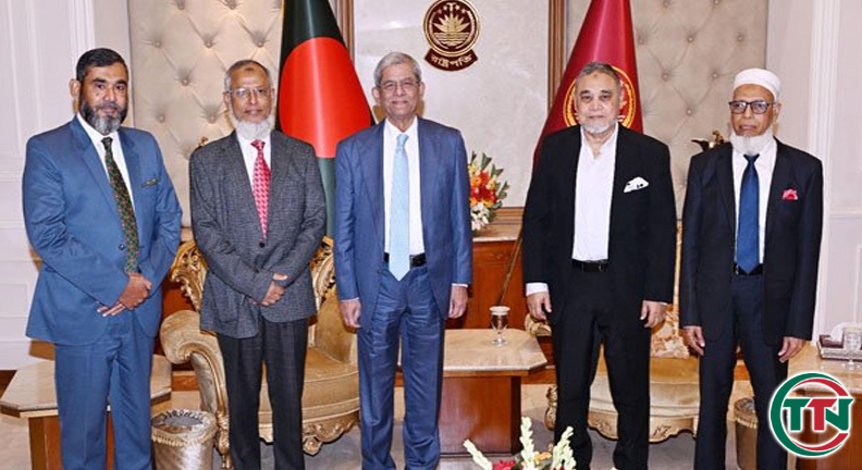 রাষ্ট্রপতির সঙ্গে সিইসির সৌজন্য সাক্ষাৎ