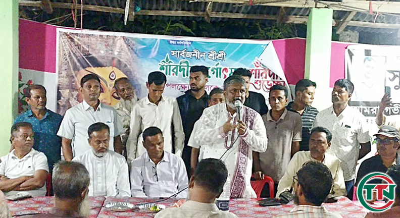 মোরেলগঞ্জে চেয়ারম্যান প্রার্থীর পুজা মন্ডপ পরিদর্শন